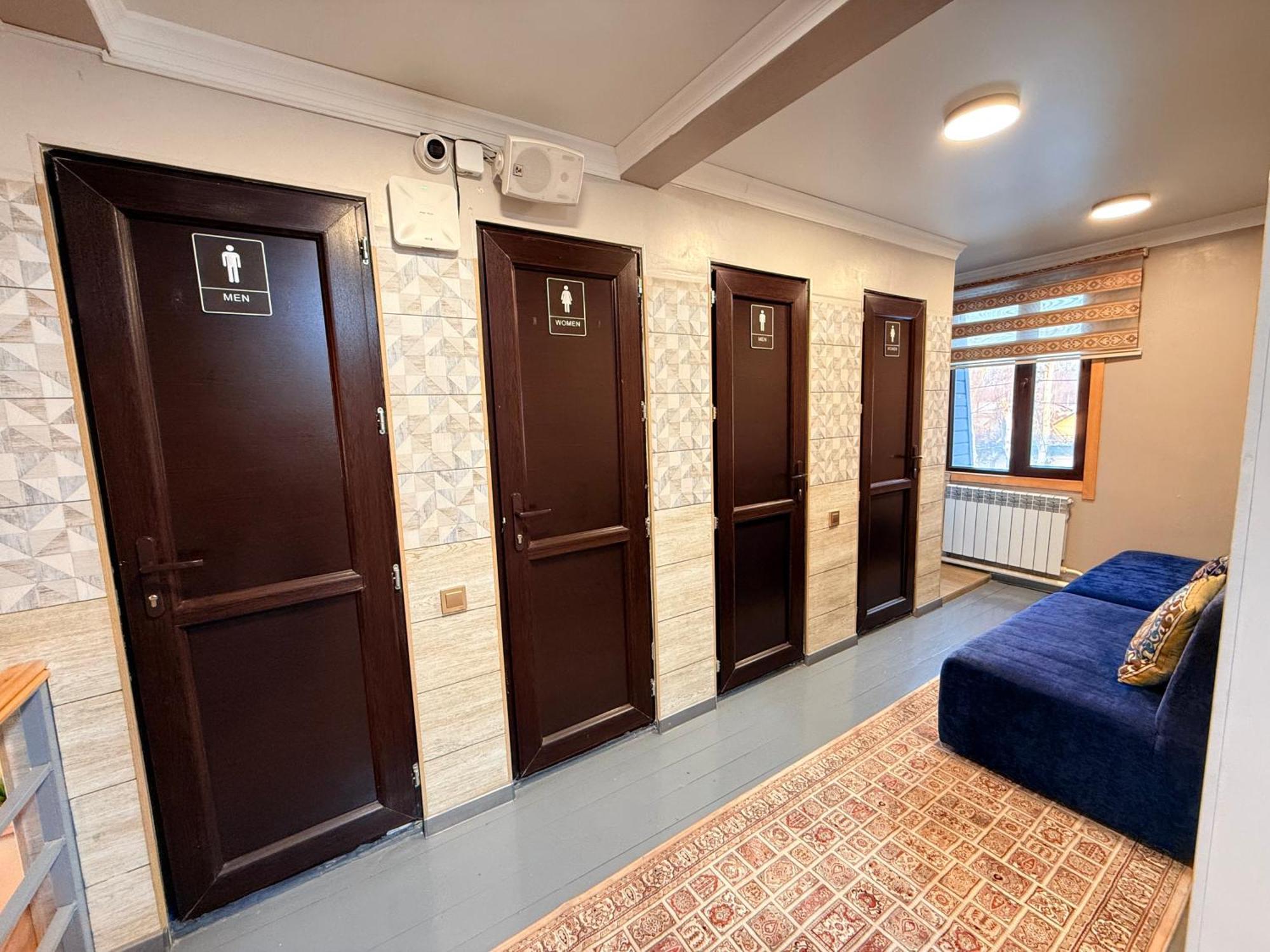 Salamat Hotel Bishkek Exterior photo